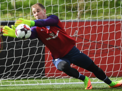 Southgate: Hart deserves England captaincy