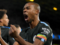 Fernandinho signs secret new Man City contract