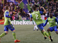 Dempsey leads Seattle past Vancouver