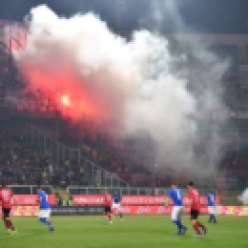 Soccer - Italy beat Albania in match marred by crowd trouble (Reuters)