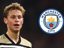 Barcelona lose hope as Man City close in on De Jong deal