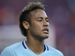 Neymar leads Barca past Man Utd
