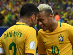 Dani Alves offers angry response to claims he is trying to talk Neymar into PSG move
