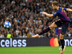 Tottenham 2 Barcelona 4: Rakitic rocket helps Valverde