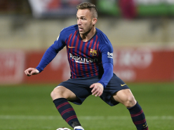 Barcelona star Arthur determined not to let Xavi praise go to his head