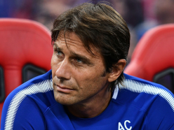 Chelsea boss Conte wary of dressing-room 