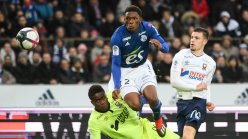 Strasbourg star Mothiba ruled out until 2021 with knee injury