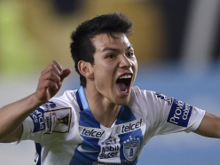 Hirving Lozano reaches agrement with PSV, ending Mexico international