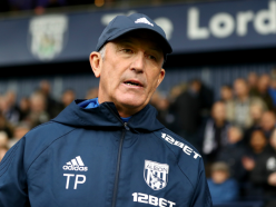 Pulis leaves uncertain future to West Brom board