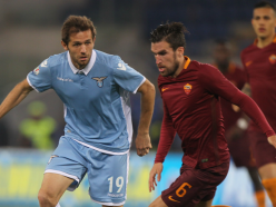 Manchester United target Strootman signs new five-year Roma deal