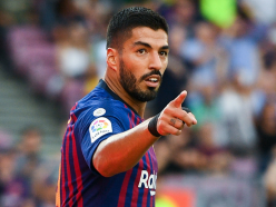 Suarez starts treatment on knee problem