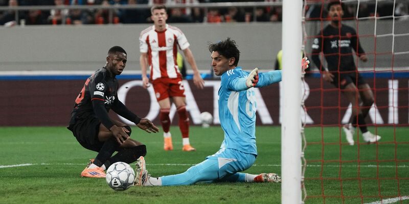 Olympiakos Piraeus vs Bayer Leverkusen