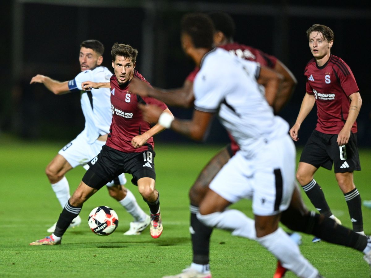 FC Avan Academy vs Sparta Praha