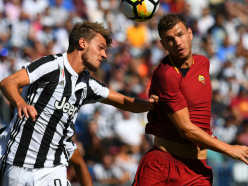 Juventus top Roma in penalties