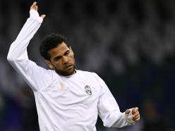 Dani Alves announces Juventus departure as Man City move nears