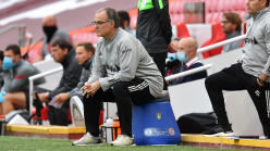 Why does Marcelo Bielsa sit on a bucket on the sidelines?