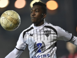 Arsenal target Onyekuru confirms Everton move