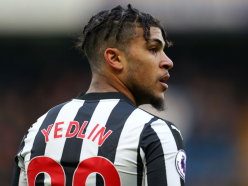 Americans Abroad: Yedlin dropped while Moore bounces back